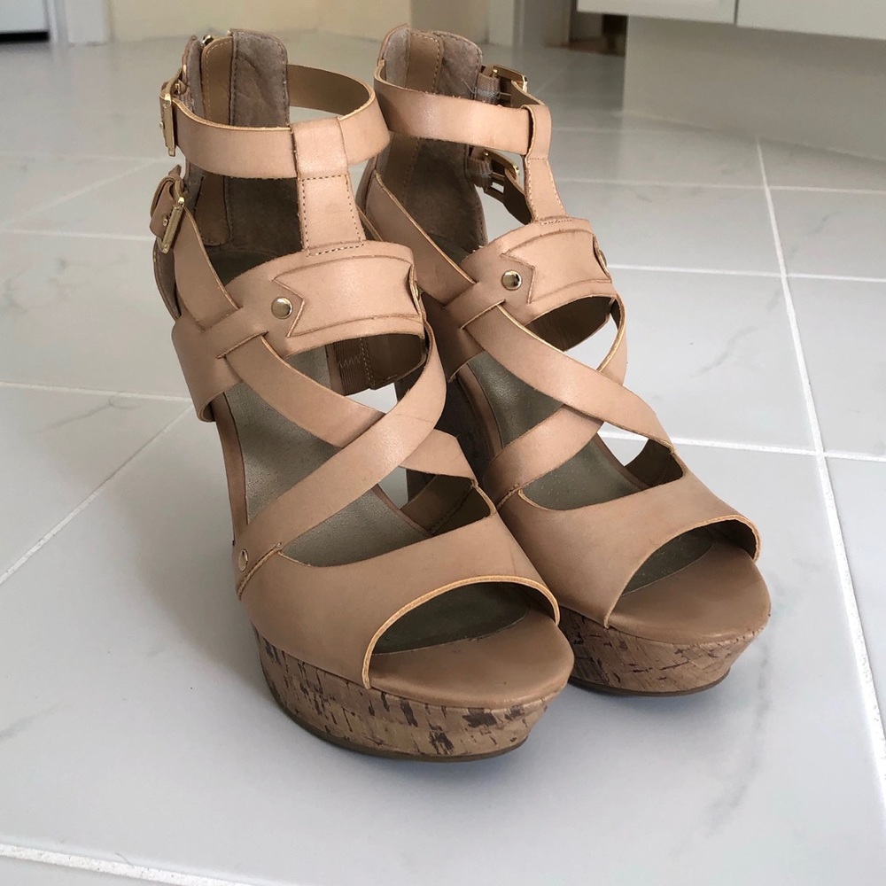 Guess nude wedges